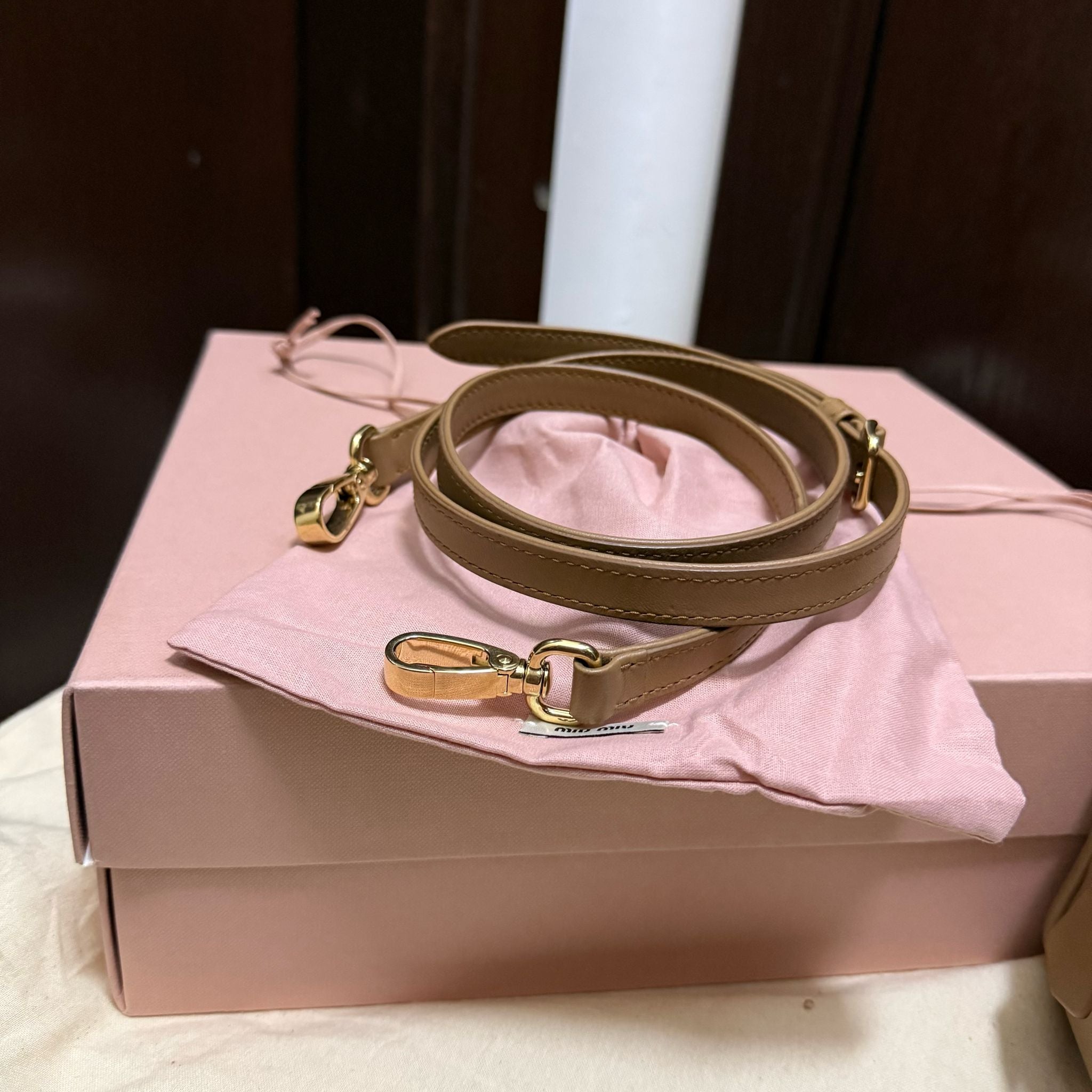 جنطة ميو ميو