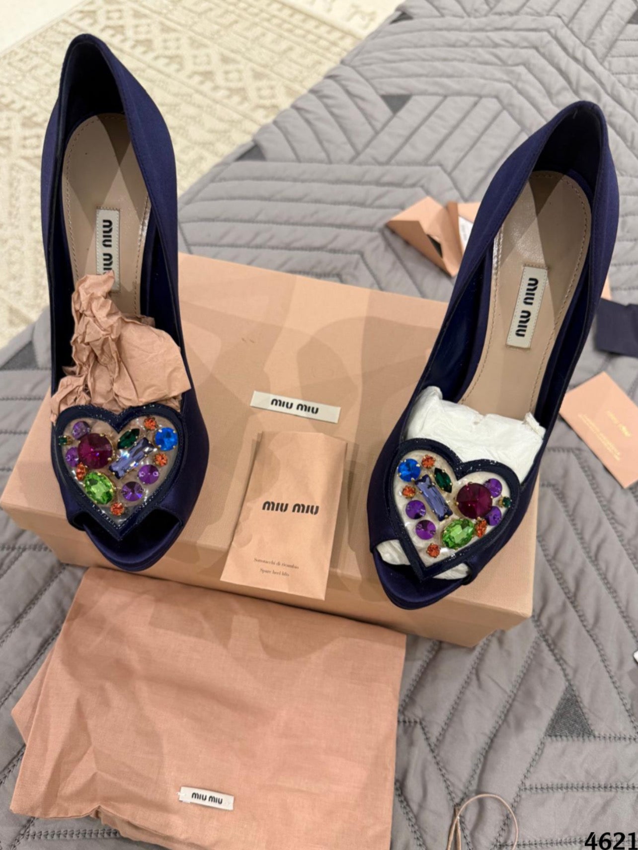 شوز ميو ميو