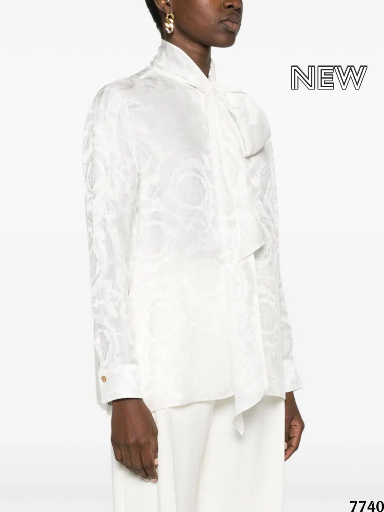 قميص فيرزاتشي