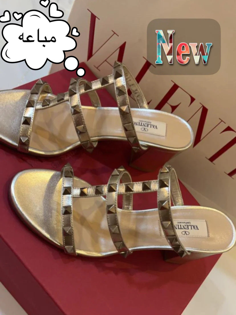 شوز فالنتينو