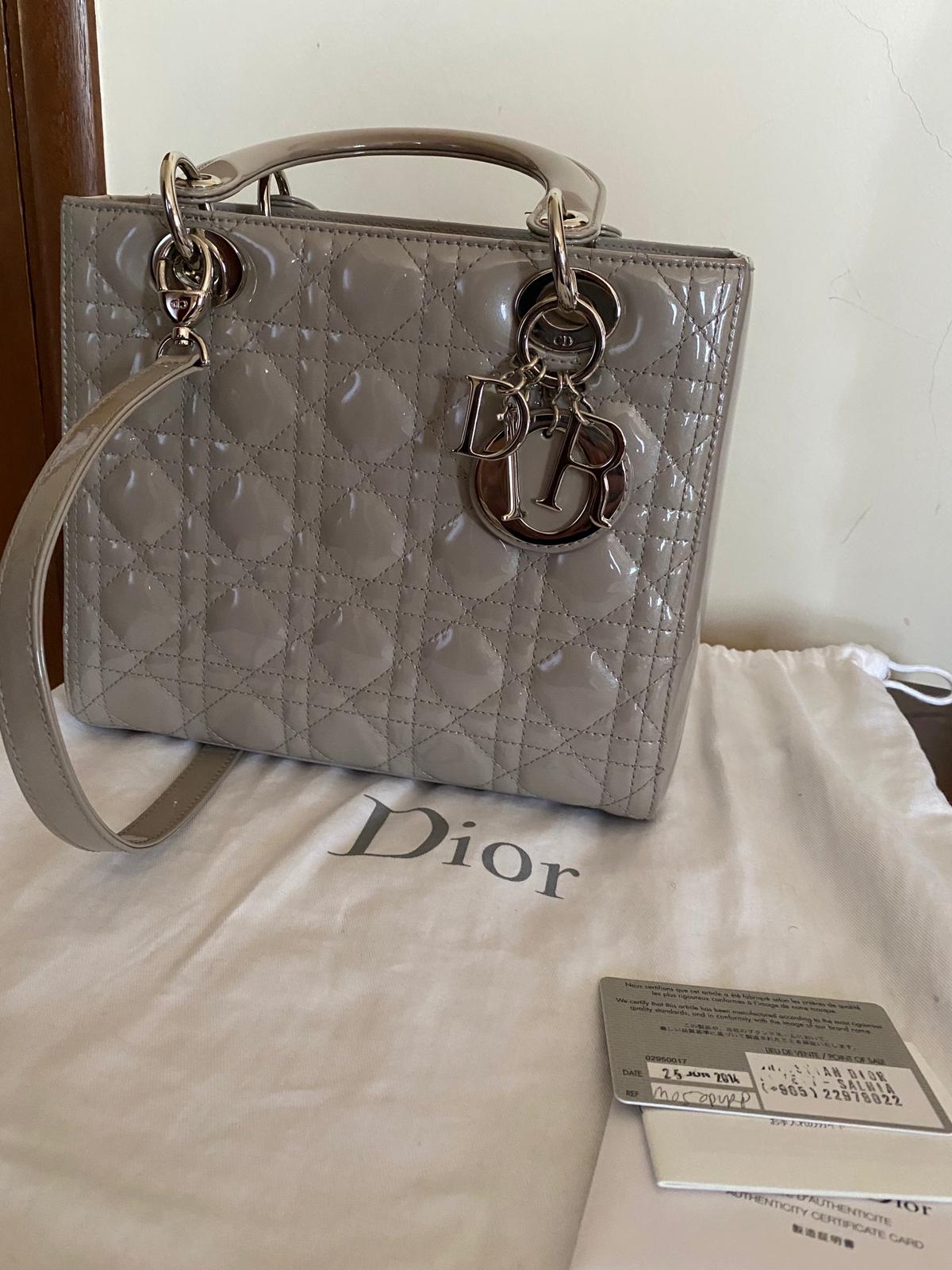 جنطة ليدي ديور