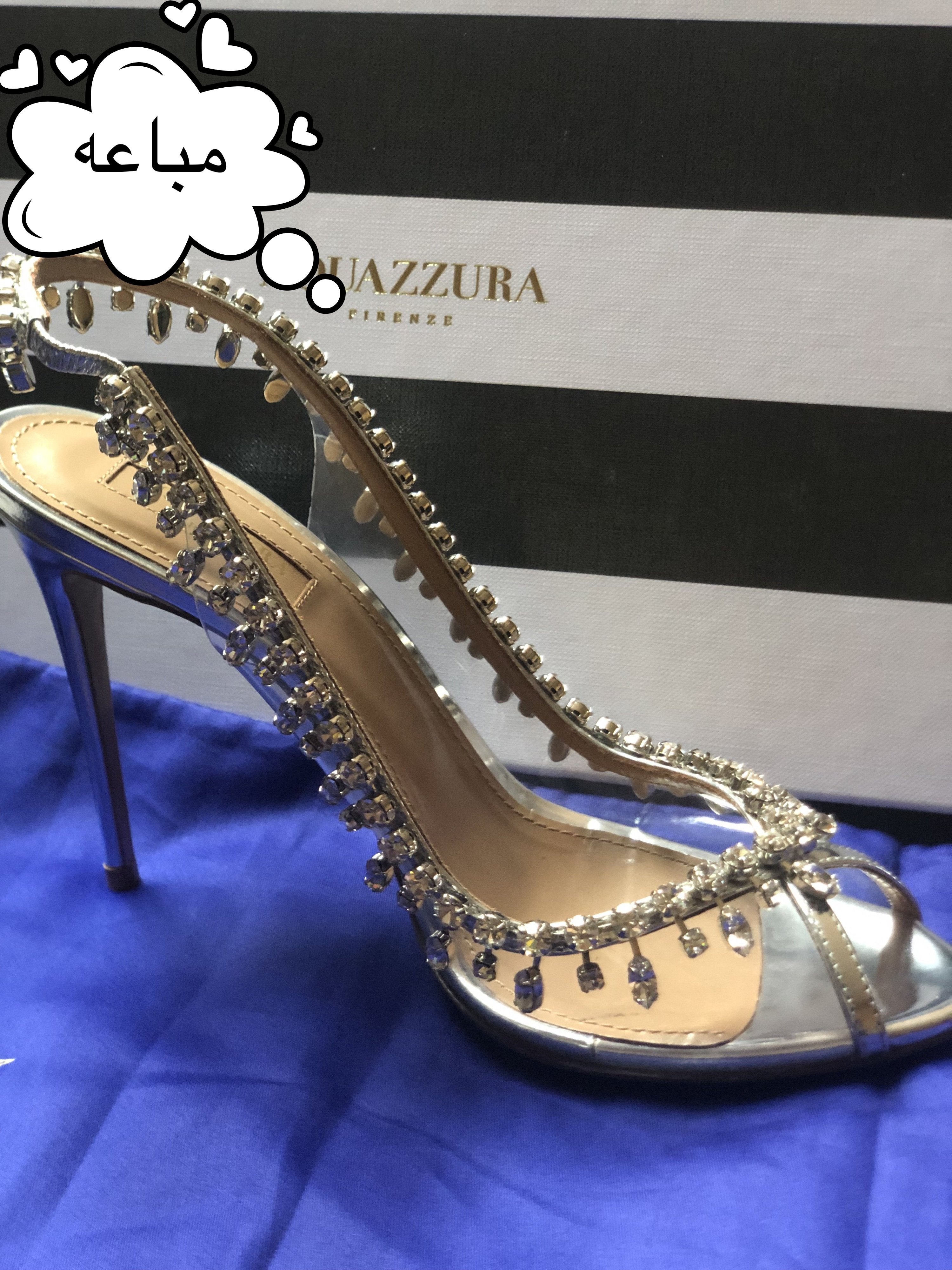 شوز اكوازورا