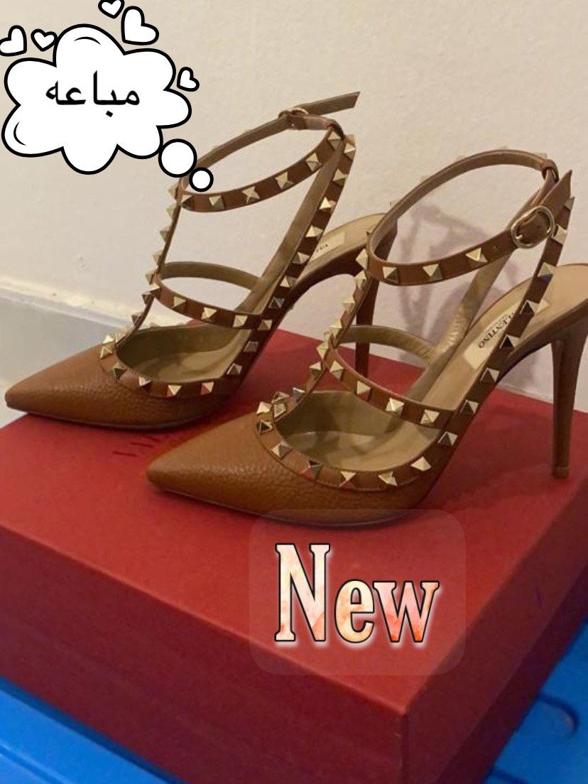 شوز فالنتينو