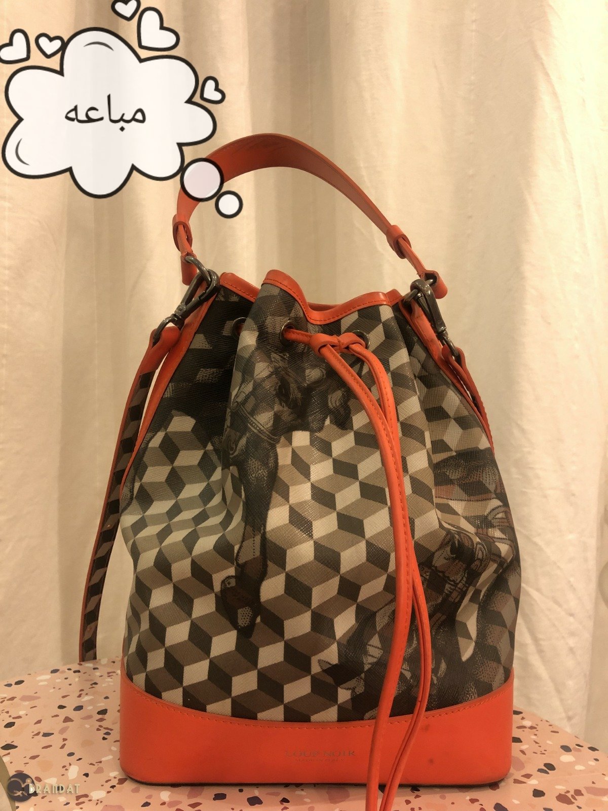 جنطة لوب نوار