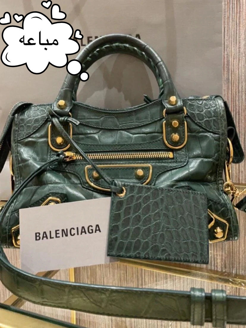 جنطة بلنسياقا