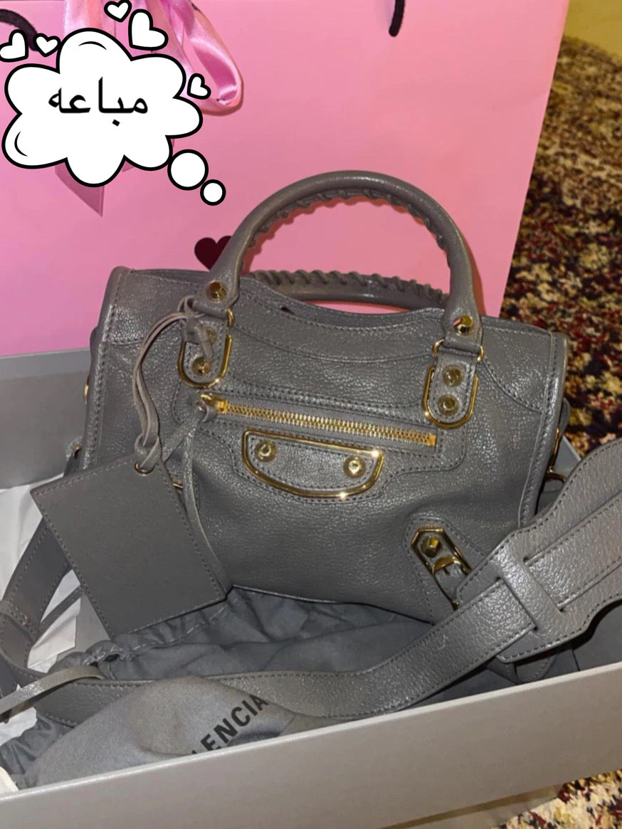 جنطة بلنسياقا