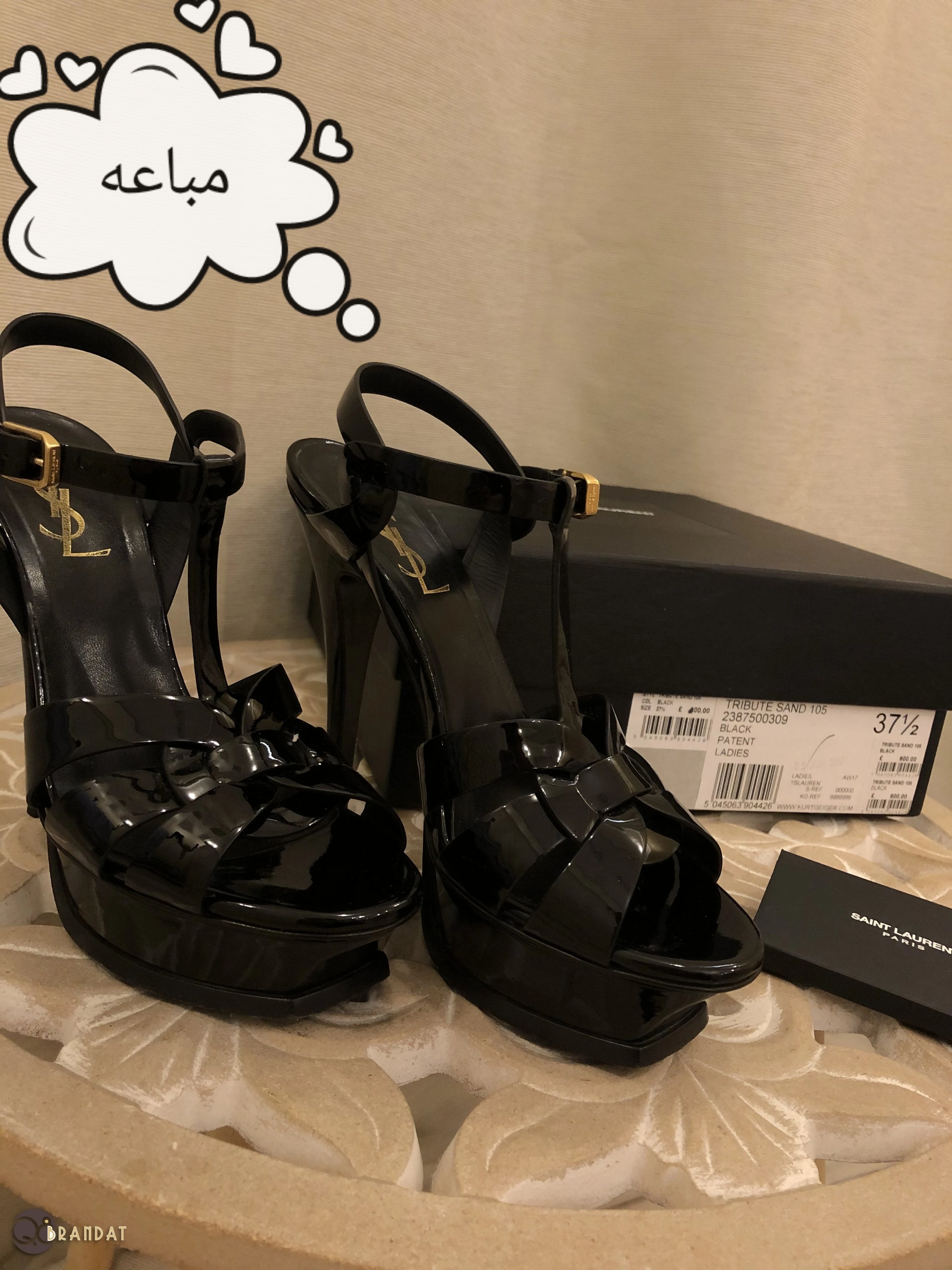 كعب سان لوران