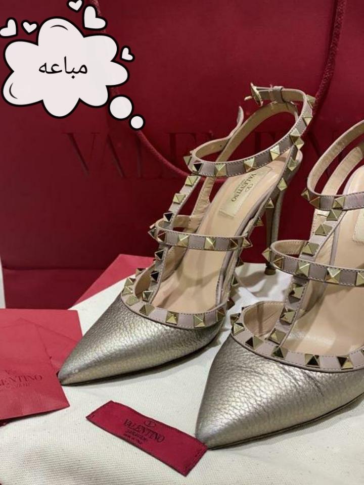 شوز فالنتينو