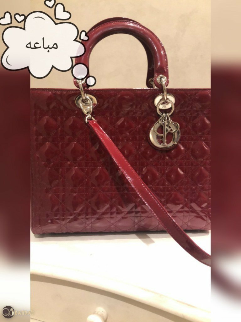 جنطة ليدي ديور لارج شايني لون احمر