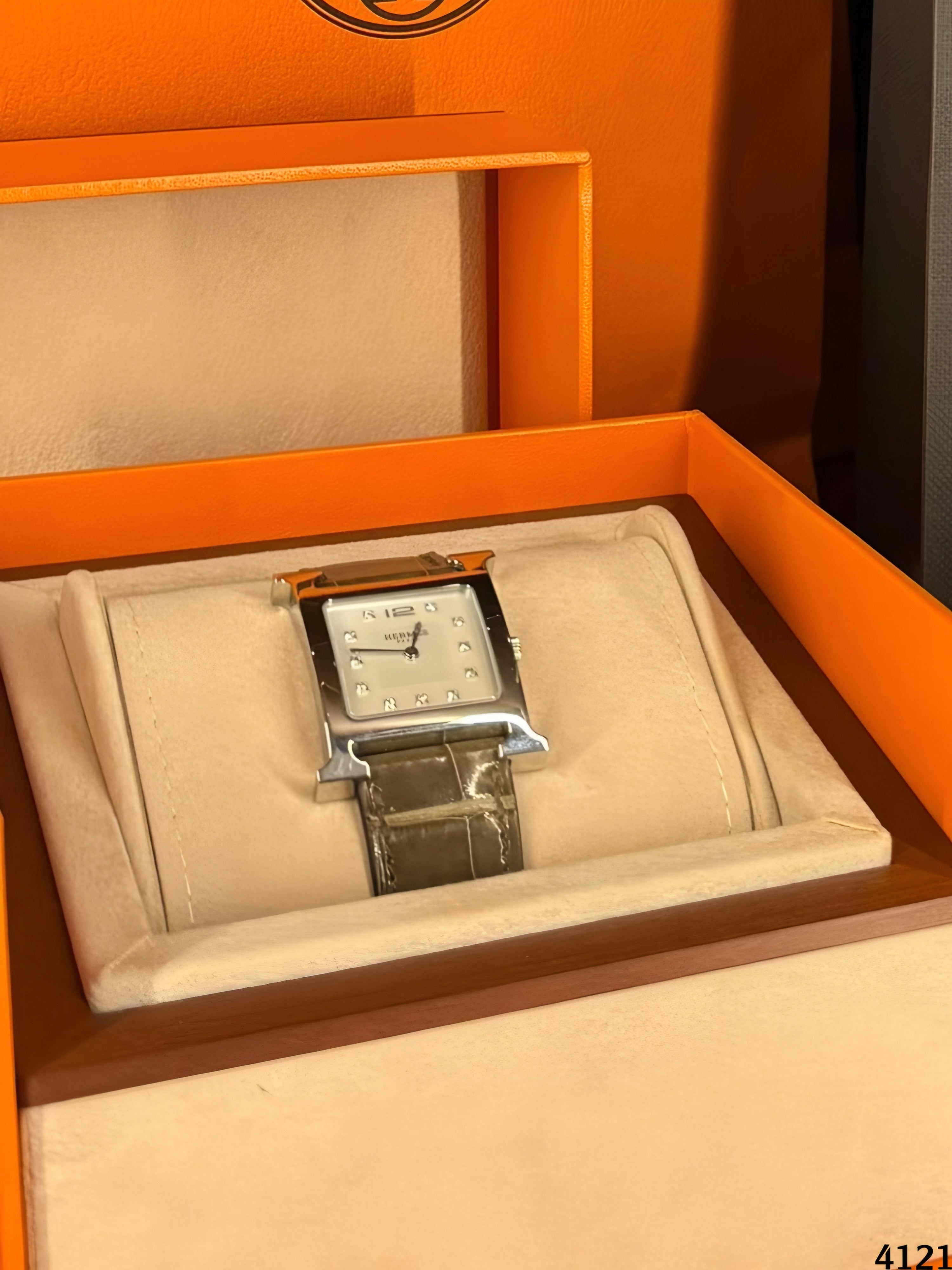 ساعة ايرميز