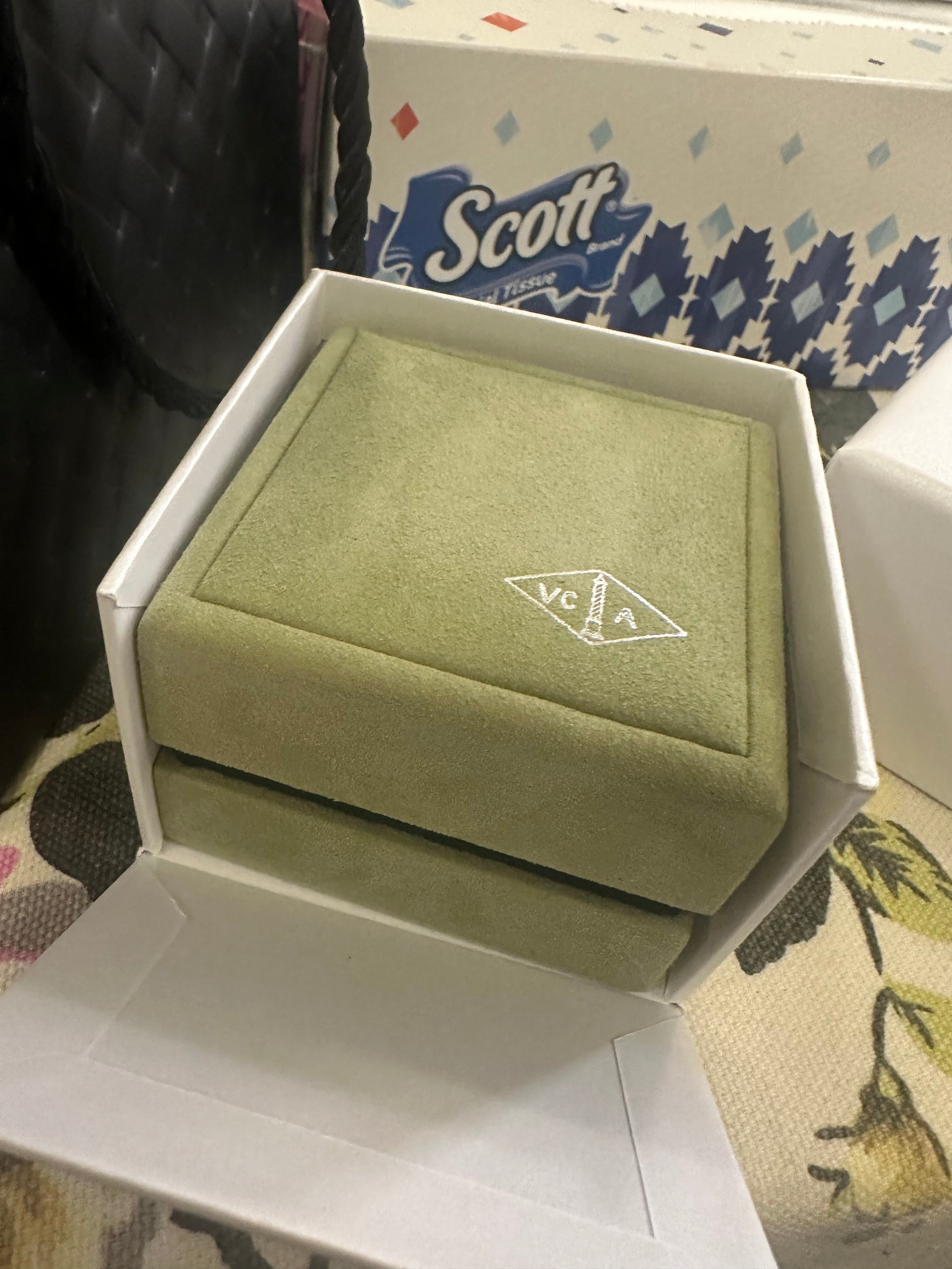 قلادة ڤان كليڤ