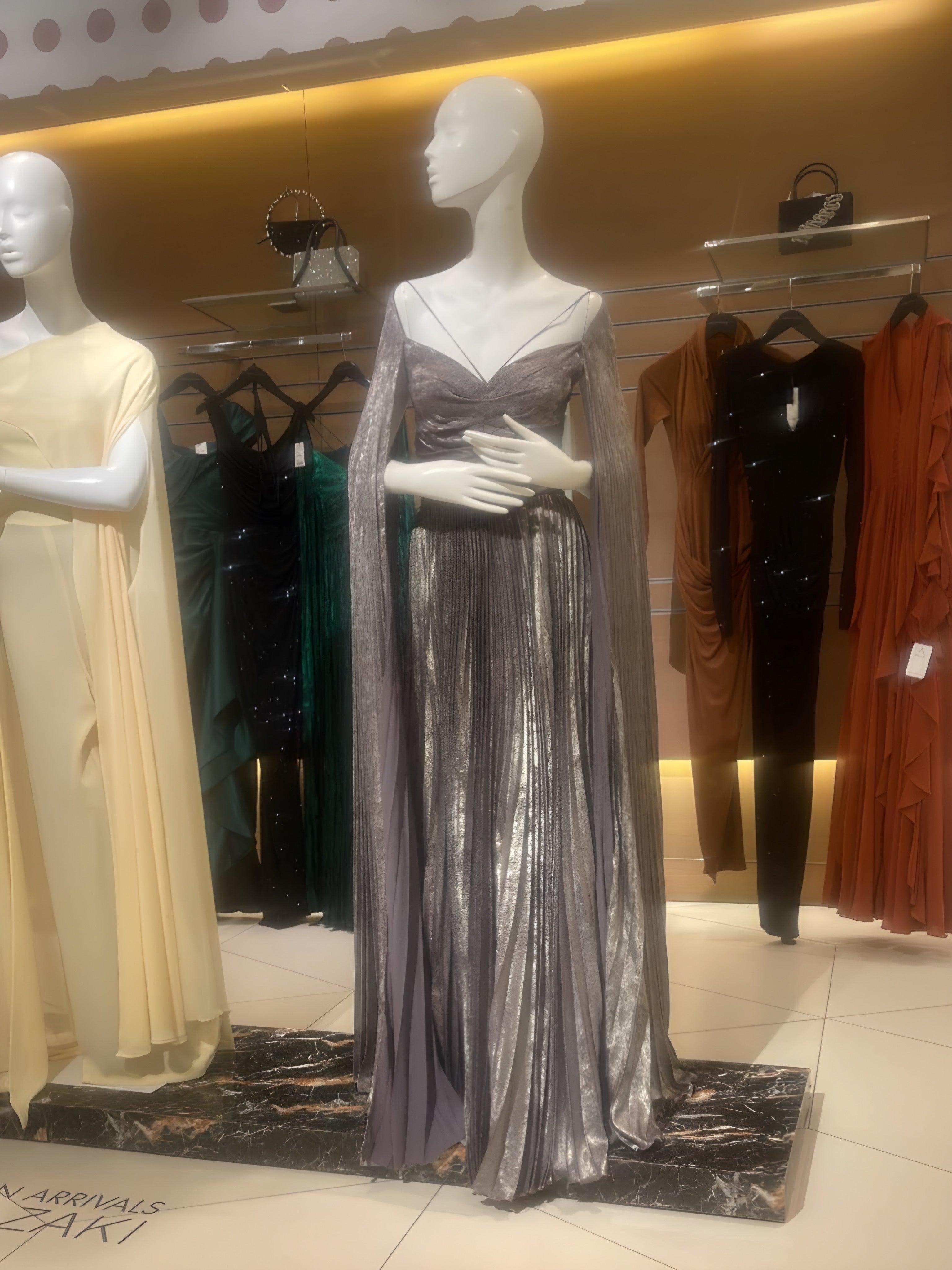 بدلة سهرة