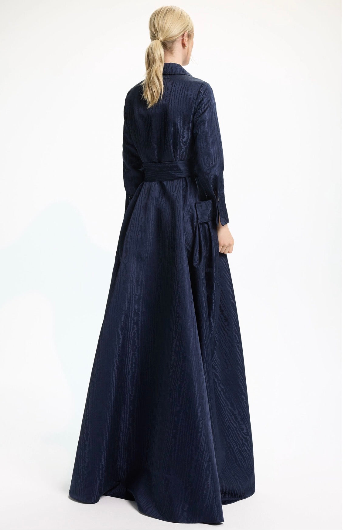 فستان سي اتش