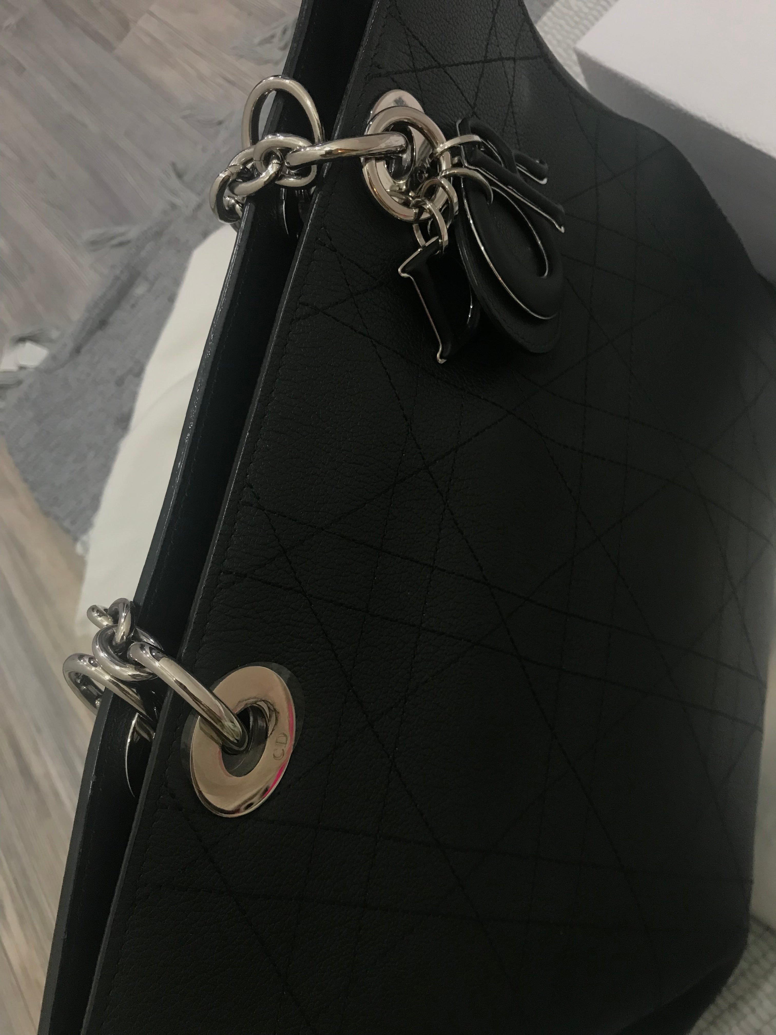 جنطة ديور