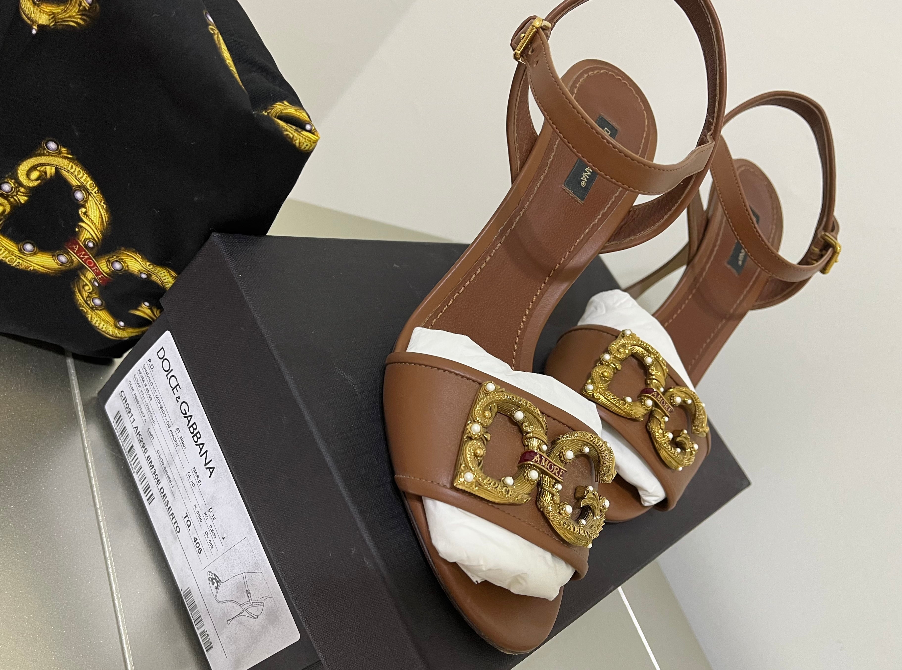 شوز دولتشي